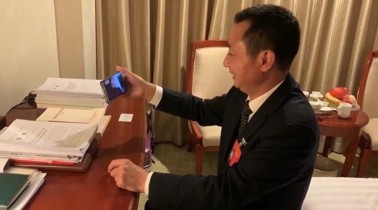 点击进入下一页