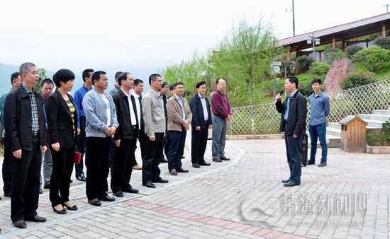 冯明生,张春华等县几套班子到宁化参观谷文昌纪念馆